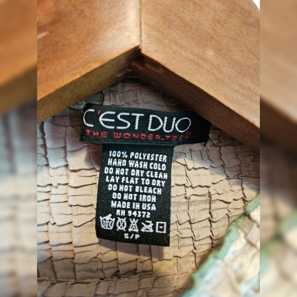 Floral Y2K Popcorn Top - Picture 5 of 7